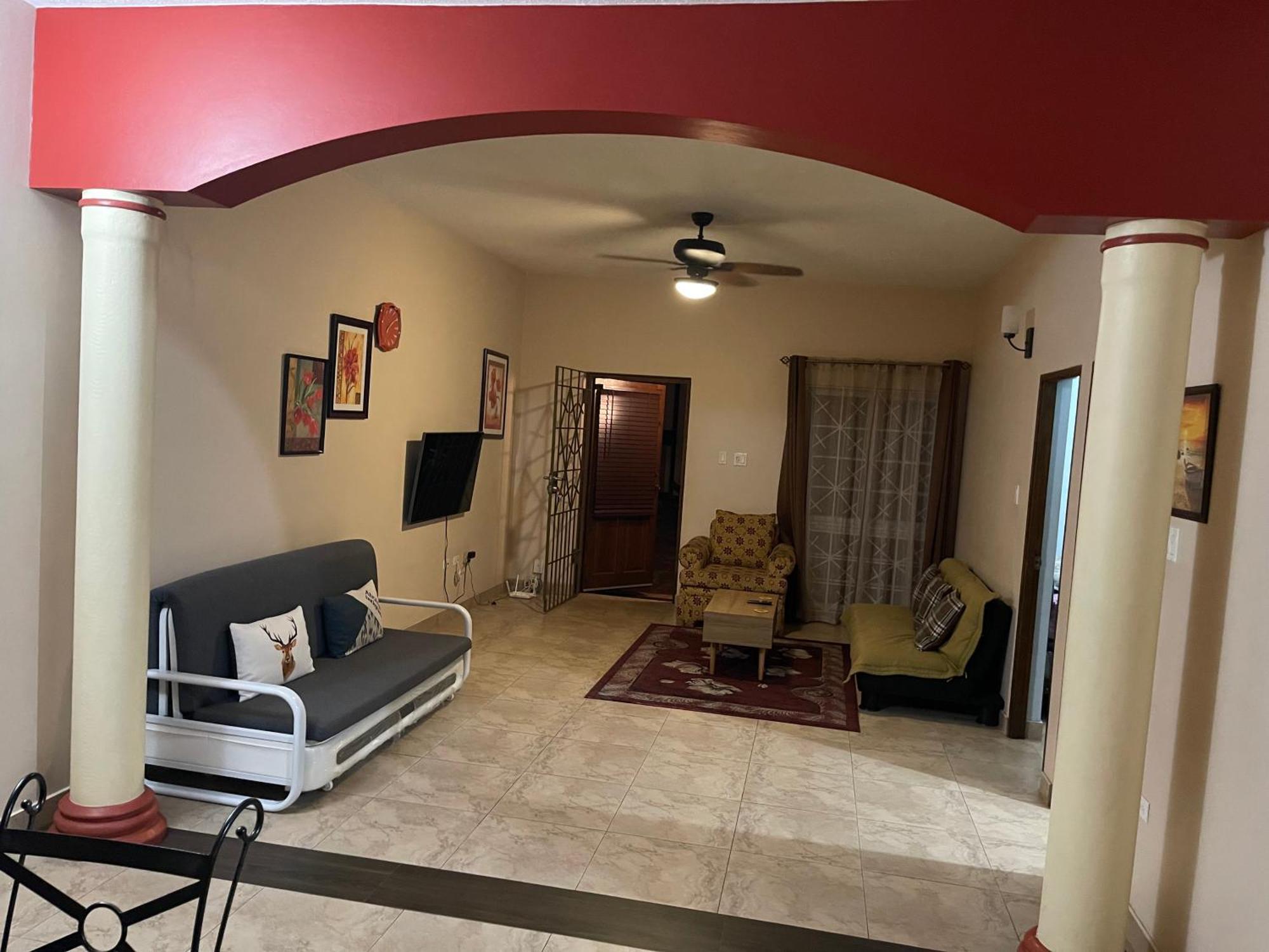 Le Quad - One Bedroom & Studio Apt - Private, Spacious & Secured Κίνγκστον Εξωτερικό φωτογραφία